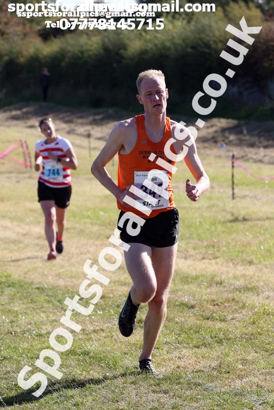 Senior mens Start Fitness NEH, Wrekenton. Photo:  David T. Hewitson/Sports for All Pics